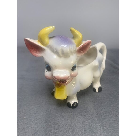 Vintage Ceramic Cow Creamer Figurine Made in Japan 1960s - Picture 2 of 9